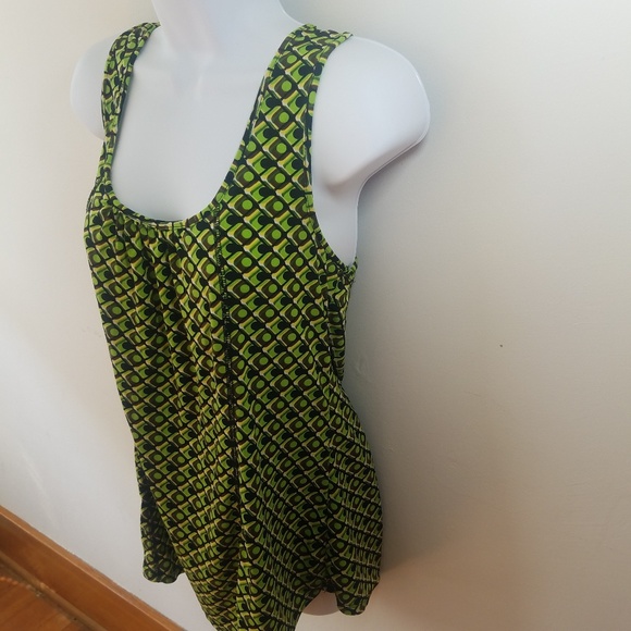 2/$15 JTB Cross back tank green Large - Picture 3 of 4